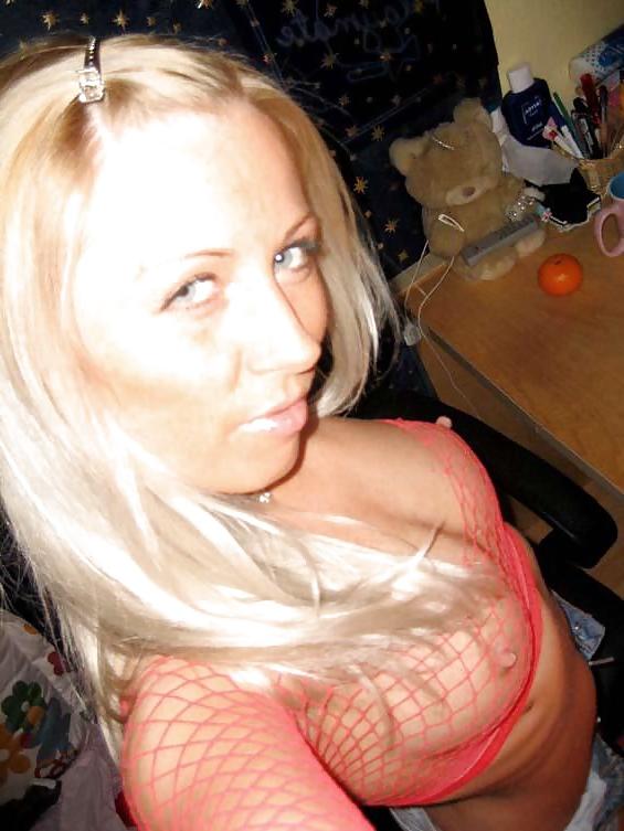 25P Slutty Girlfriend Tits and Pussy: Self Shot Hotties 46