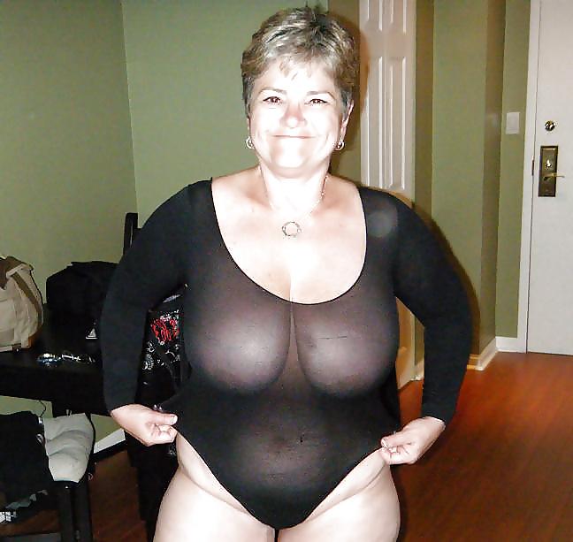 25P Things that make my cock hard and I want to cum on