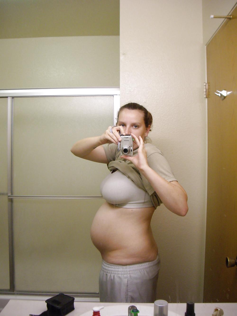 15P Pregnant amateur