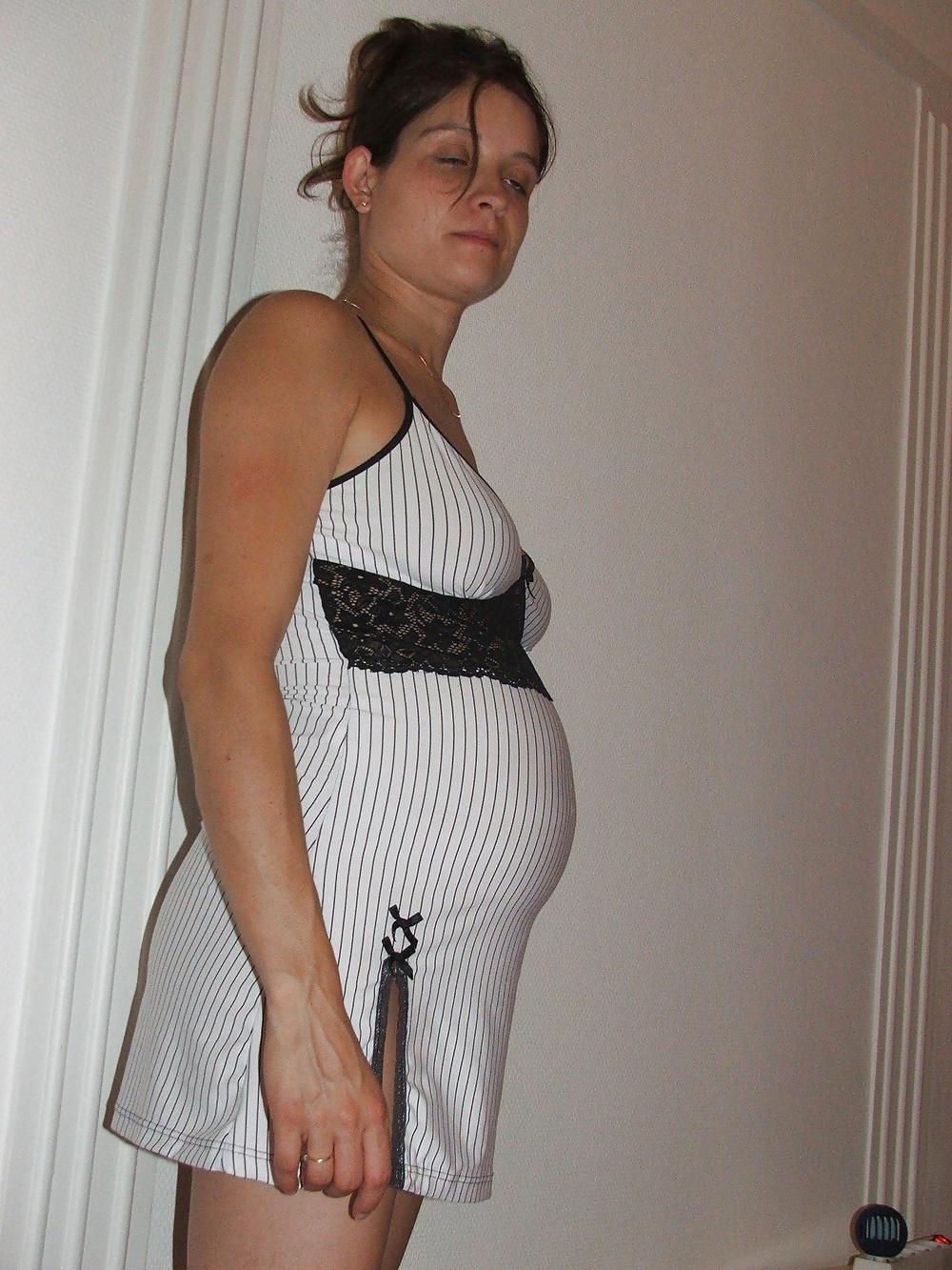 25P Pregnant Amateur Girlfriend