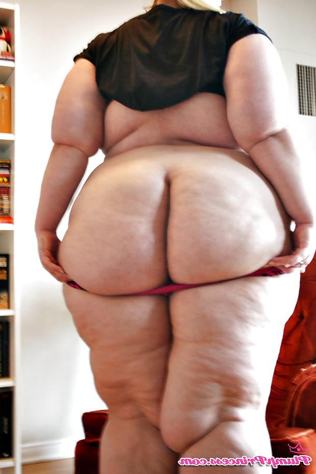 25P BBW Geek Tease