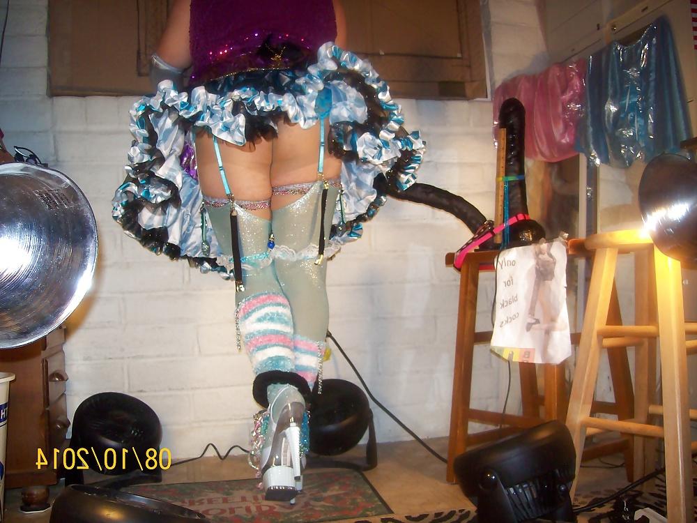 25P Tgirl BBC slut teases her Daddy Sidney's BB12inchC rock hard