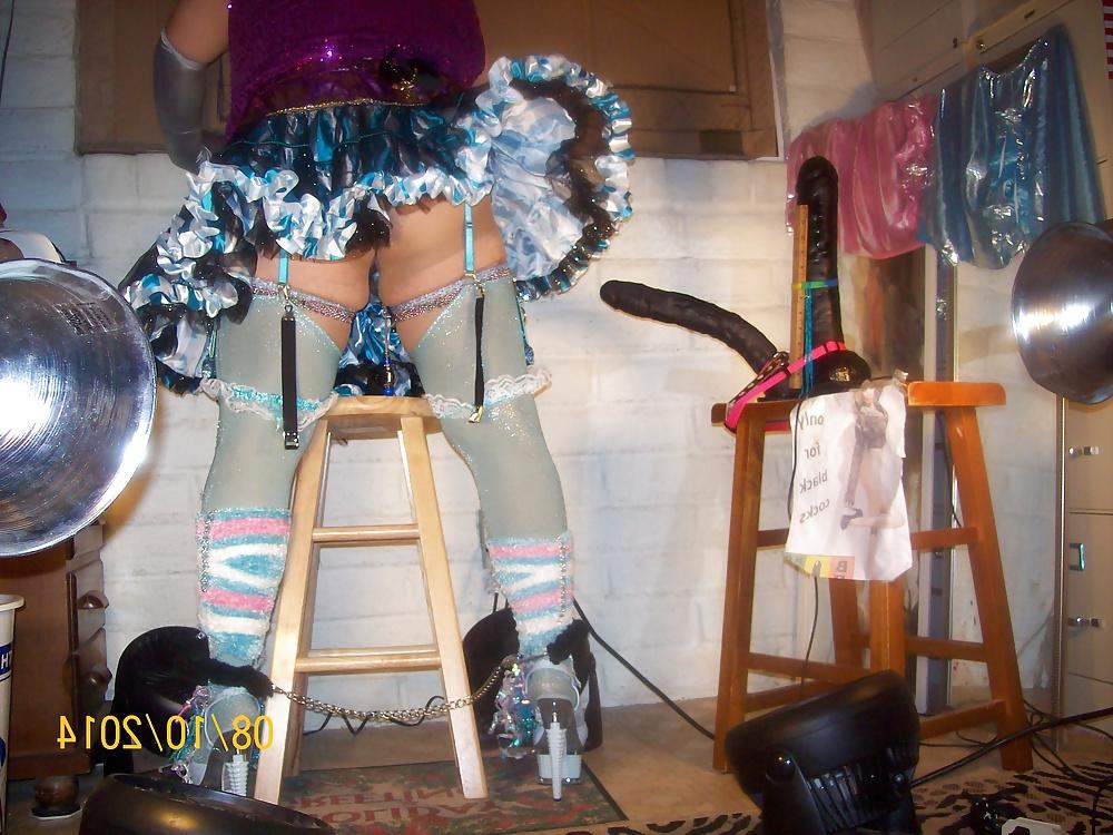 25P Tgirl BBC slut teases her Daddy Sidney's BB12inchC rock hard