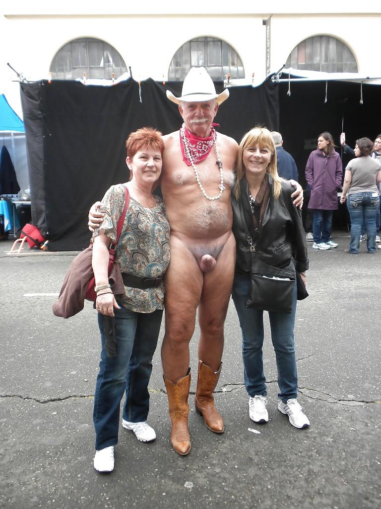 25P CFNM (Clothed Female Naked Male)