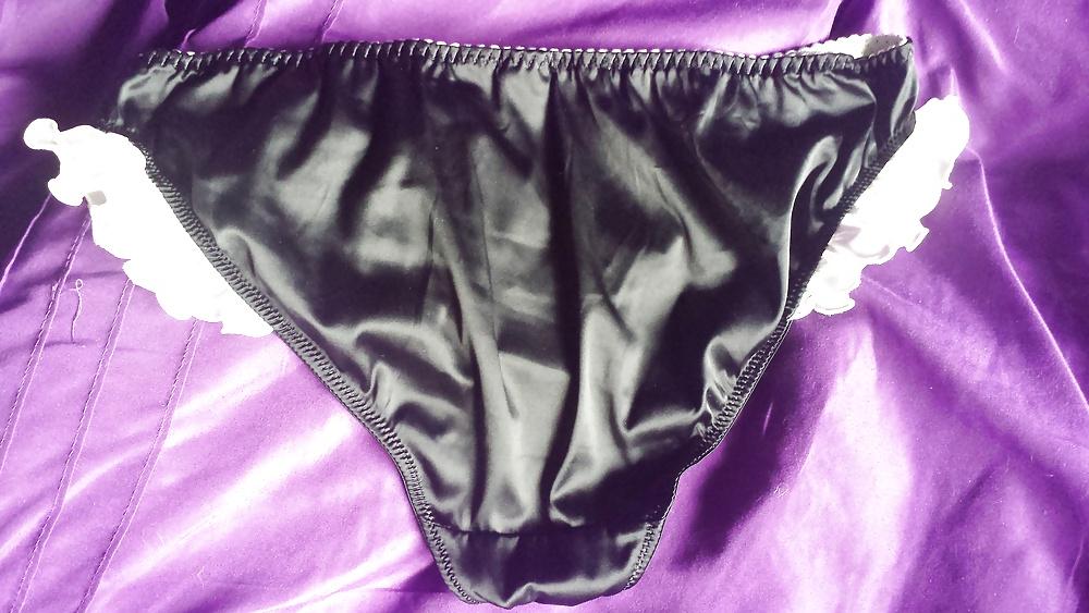 5P New Bra And Panties