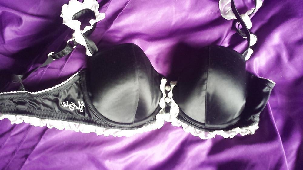 5P New Bra And Panties