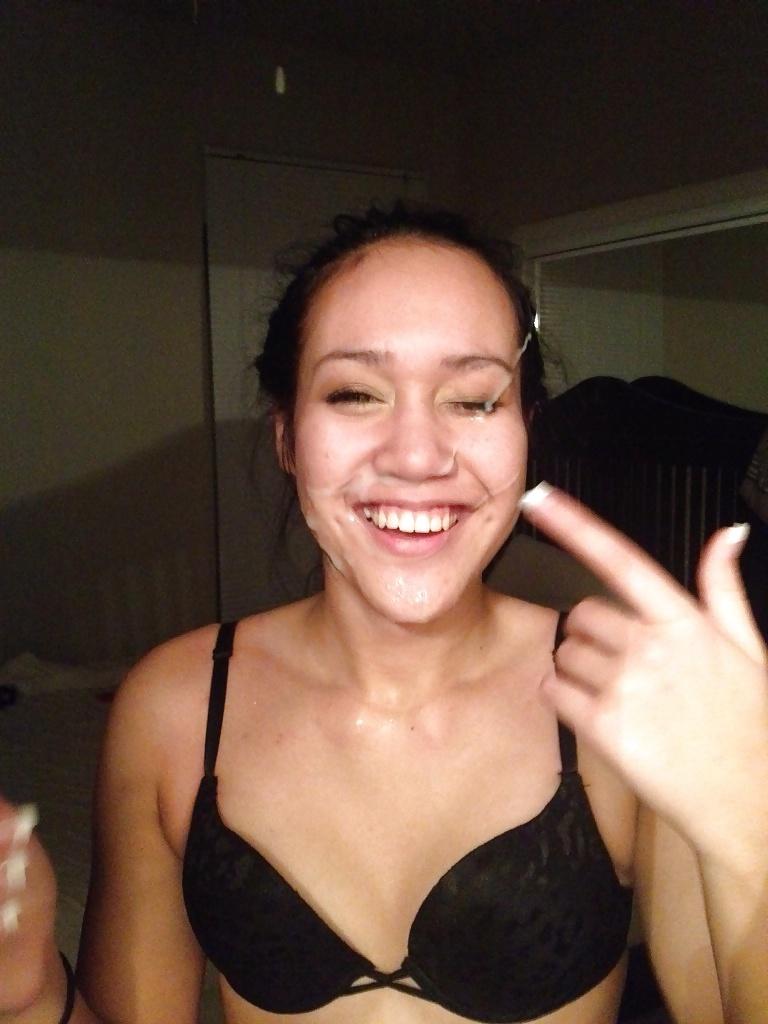 25P Cumshot Expression Smile with teeth