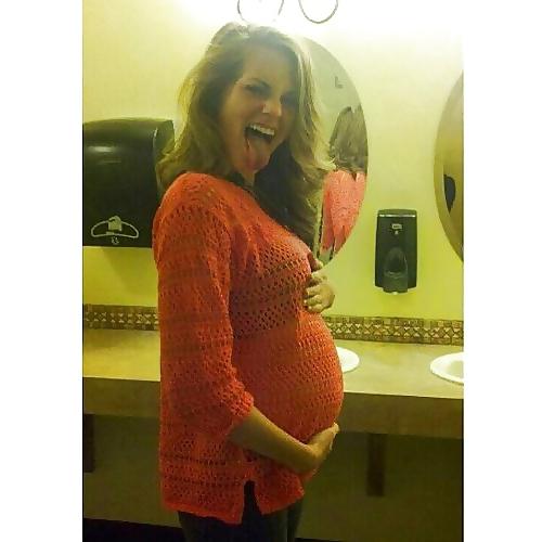 25P Enceinte - Pregnant 30
