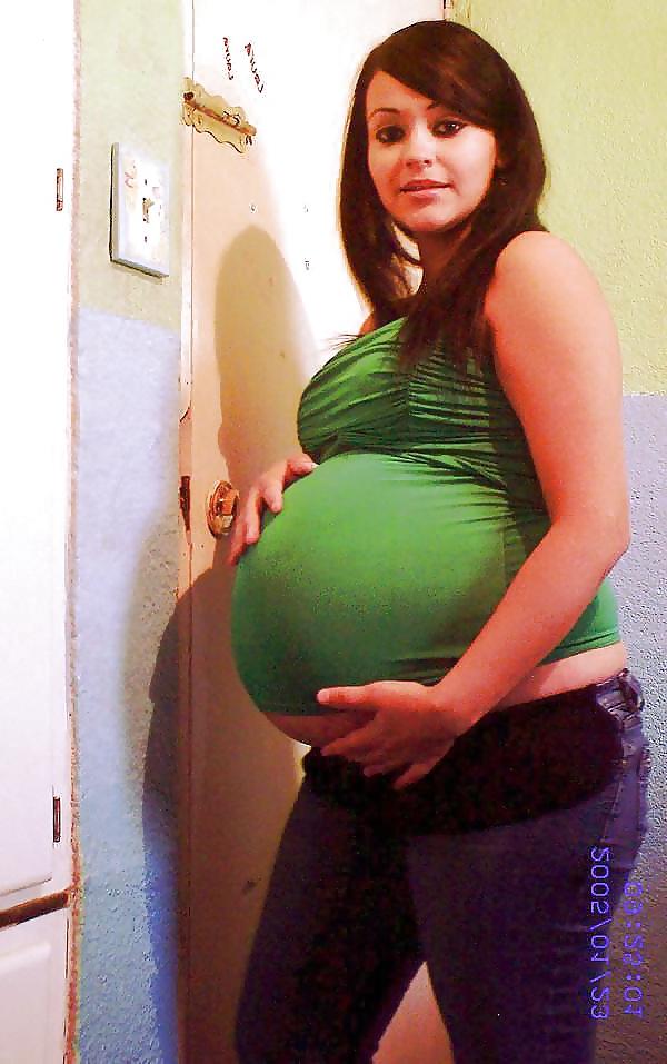 25P Enceinte - Pregnant 30