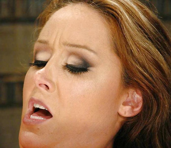 25P Christina Carter machine fucked