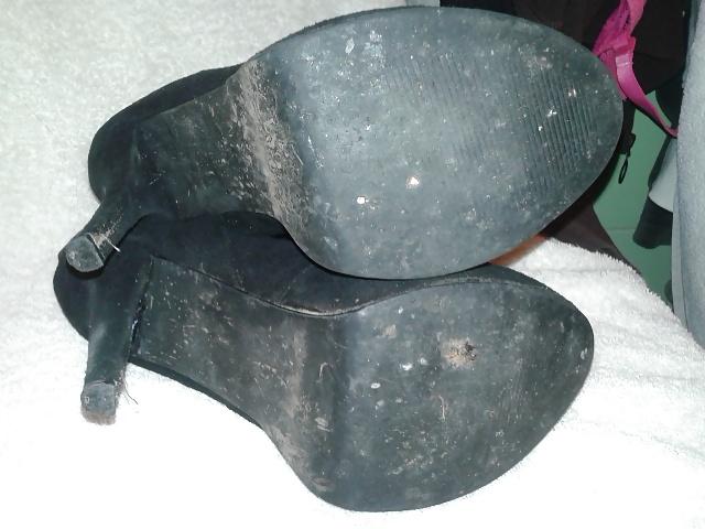 9P Cum on my friend's platform boot's