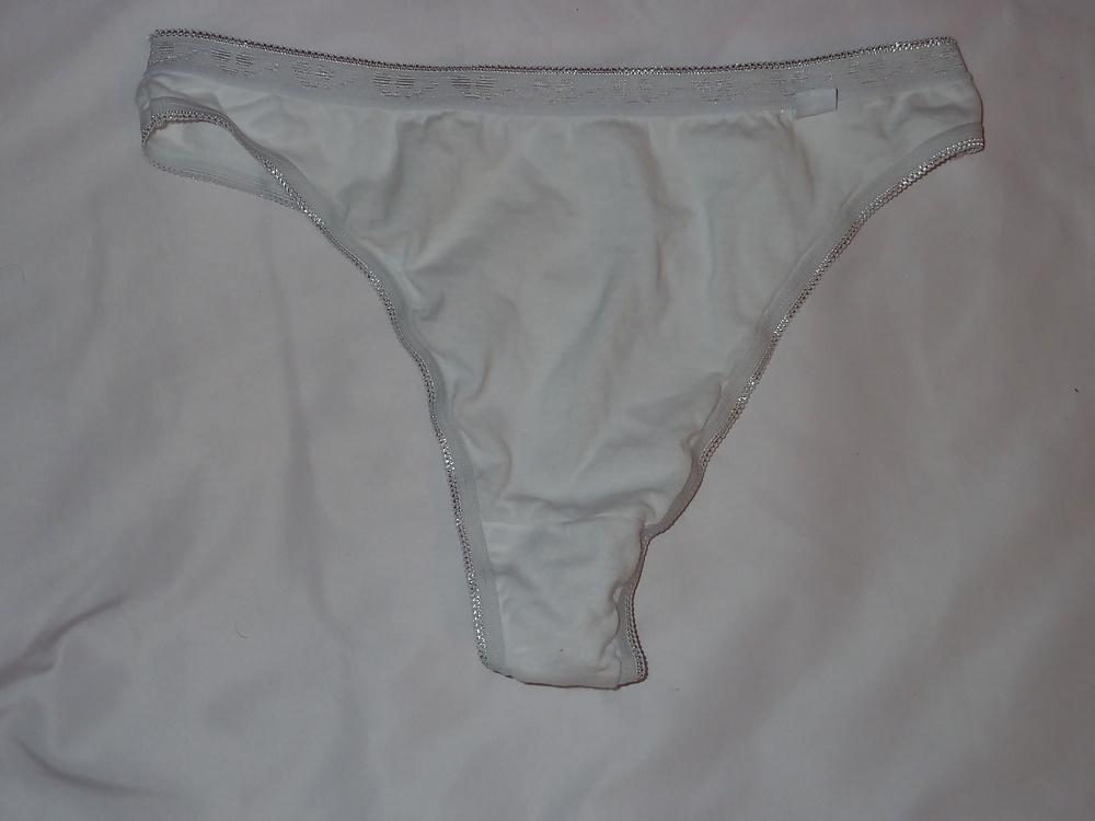 17P Cum on my pregnant neighbor's underwear - huge tits (36K)