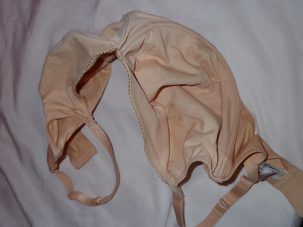 17P Cum on my pregnant neighbor's underwear - huge tits (36K)
