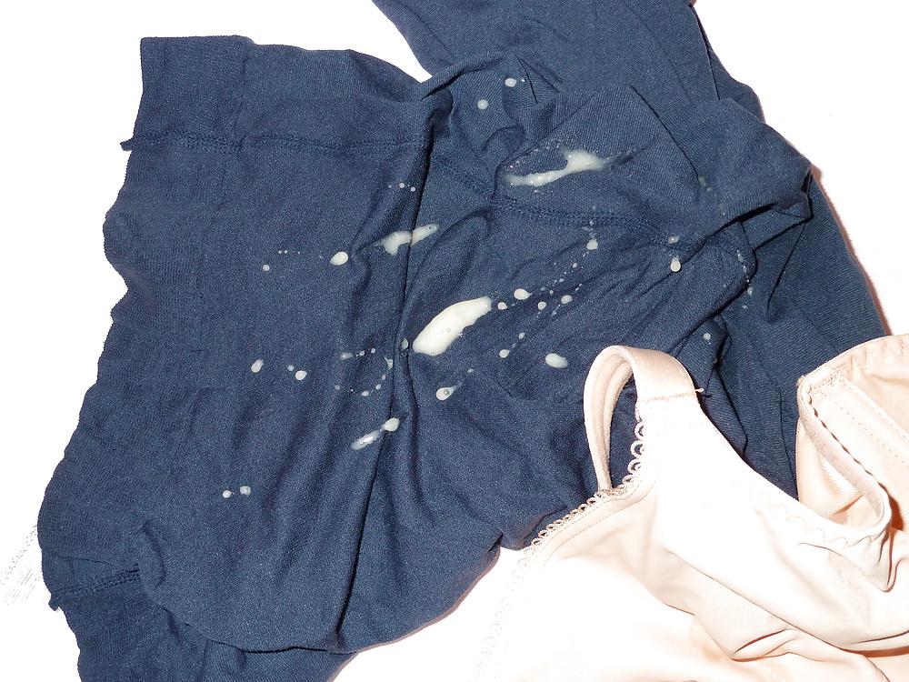 17P Cum on my pregnant neighbor's underwear - huge tits (36K)