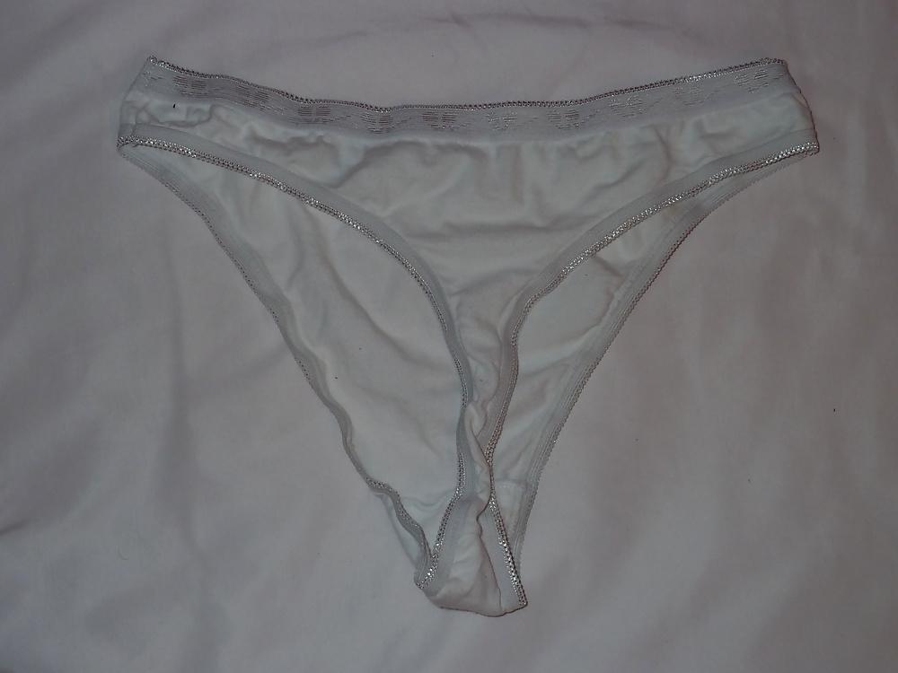 17P Cum on my pregnant neighbor's underwear - huge tits (36K)