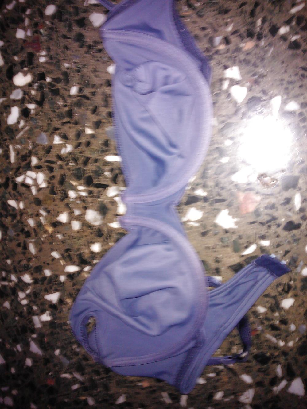 14P Friend room shoes and thongs cummed