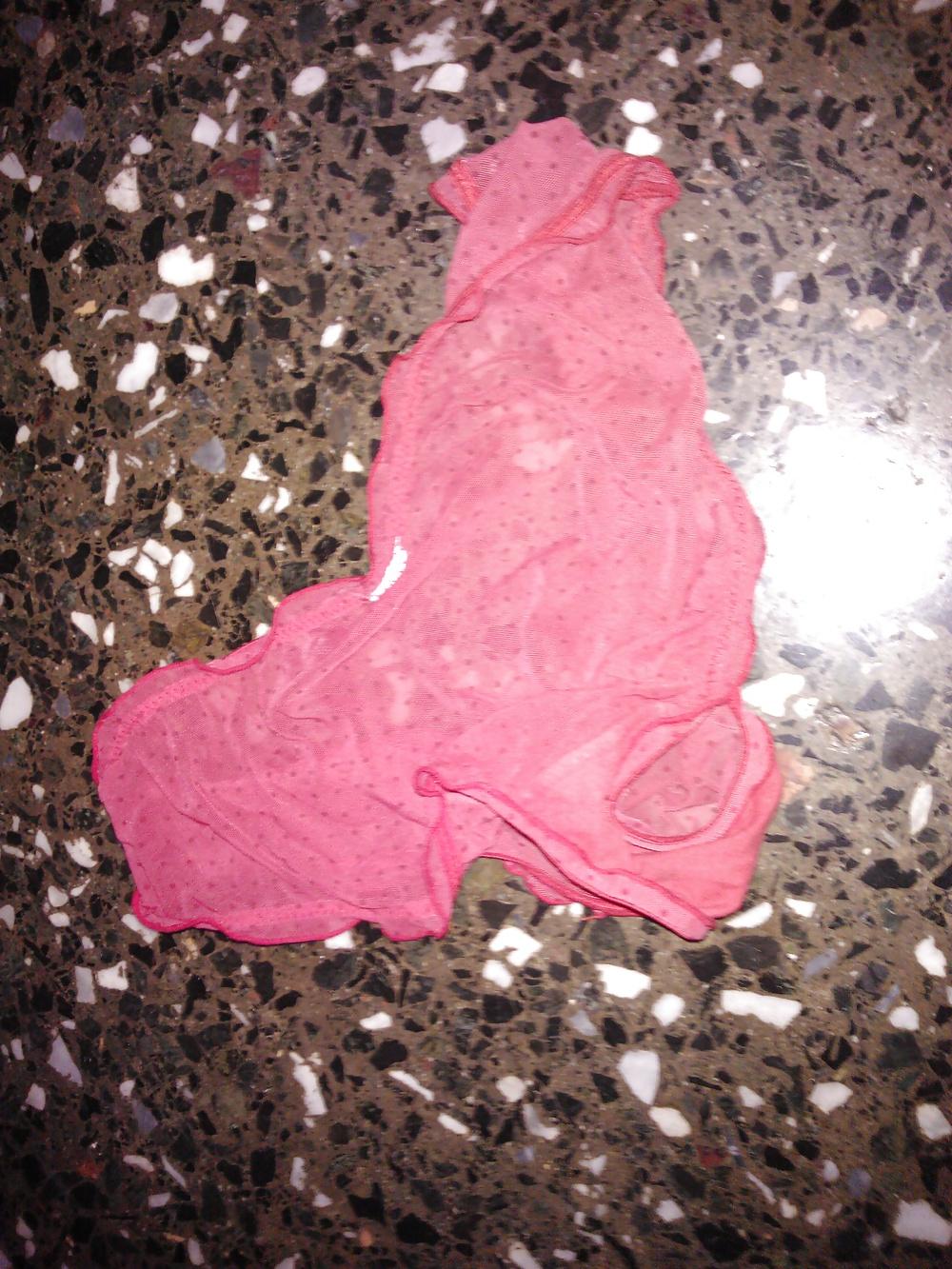 14P Friend room shoes and thongs cummed