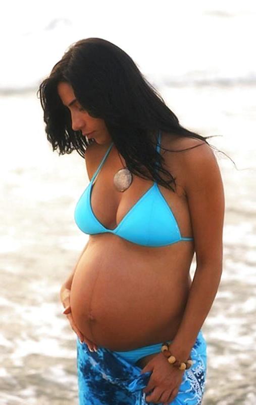 15P Sexy Pregnant #1