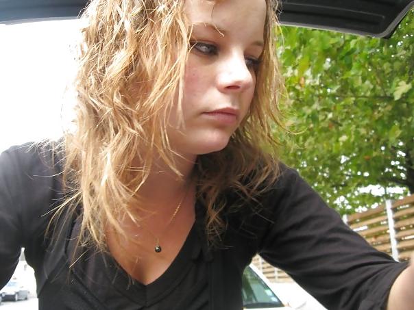9P Elodie D enceinte - pregnant