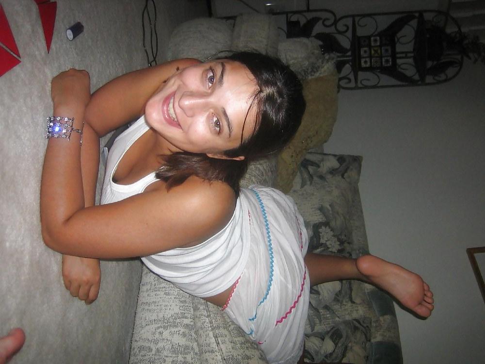 25P Pot Smoking Naked Girlfriend