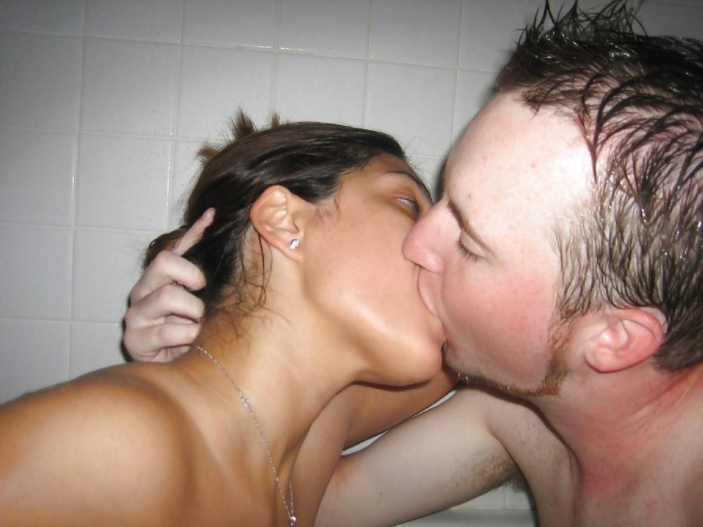 25P Pot Smoking Naked Girlfriend