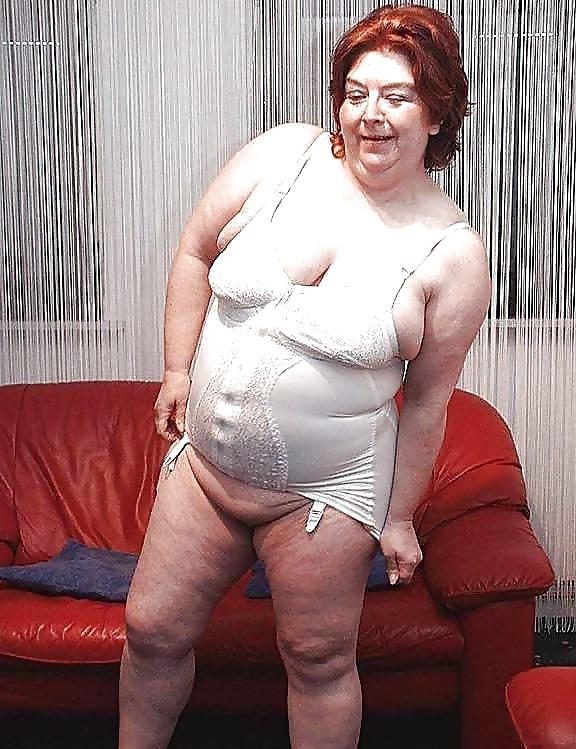 25P Grannies in their bra and knickers