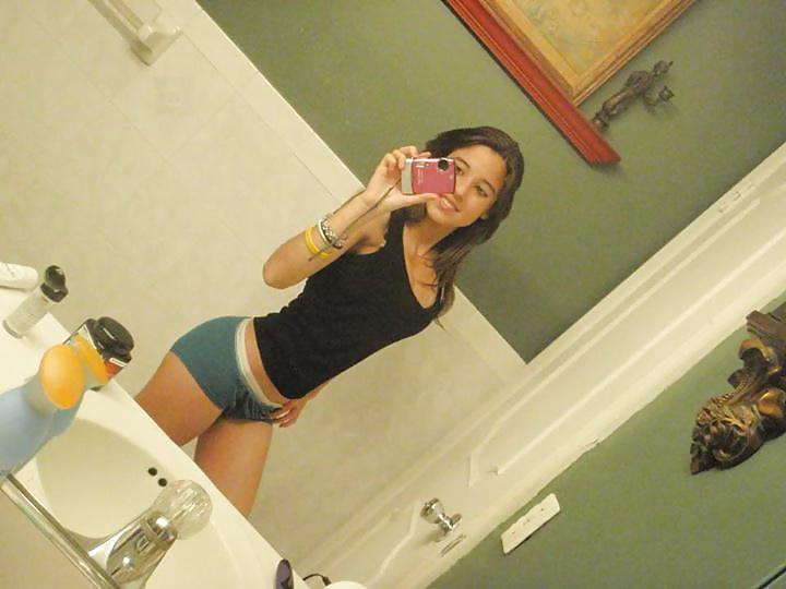 25P Cum on her