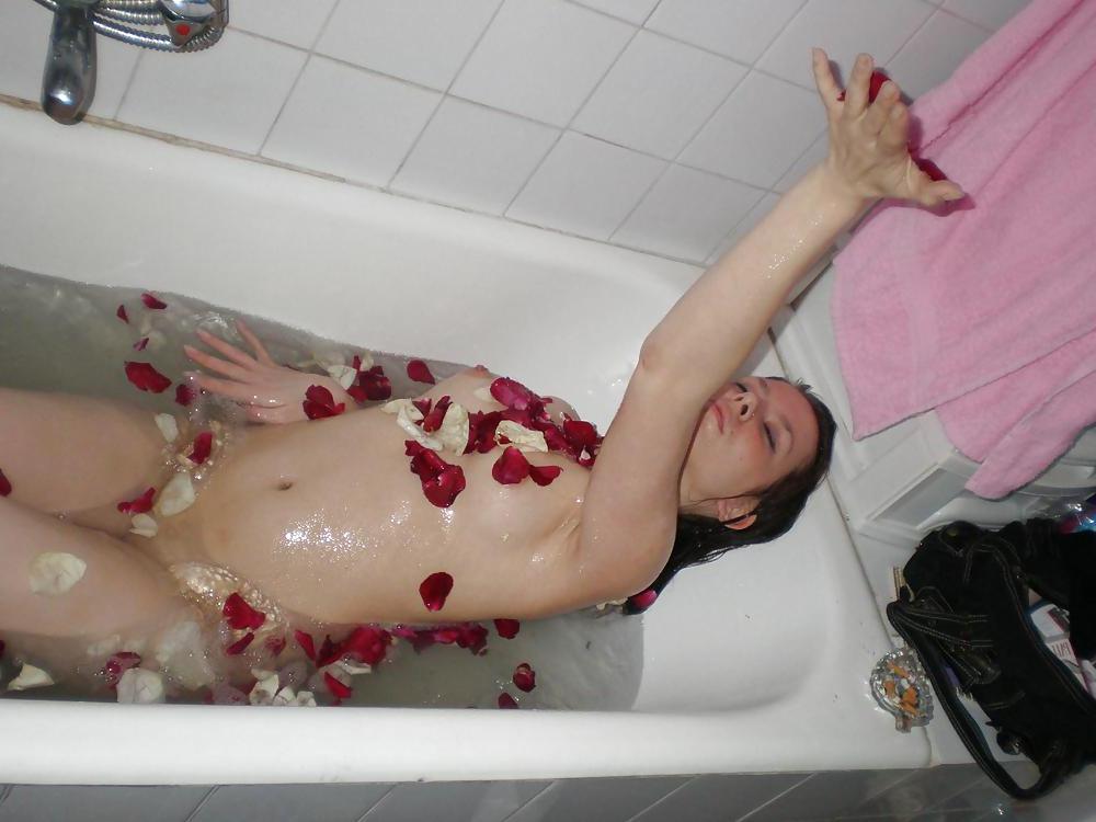 25P Teen loves to suck&fuck 5