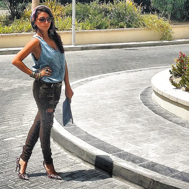 25P Arab beauty 10 - Cum on her