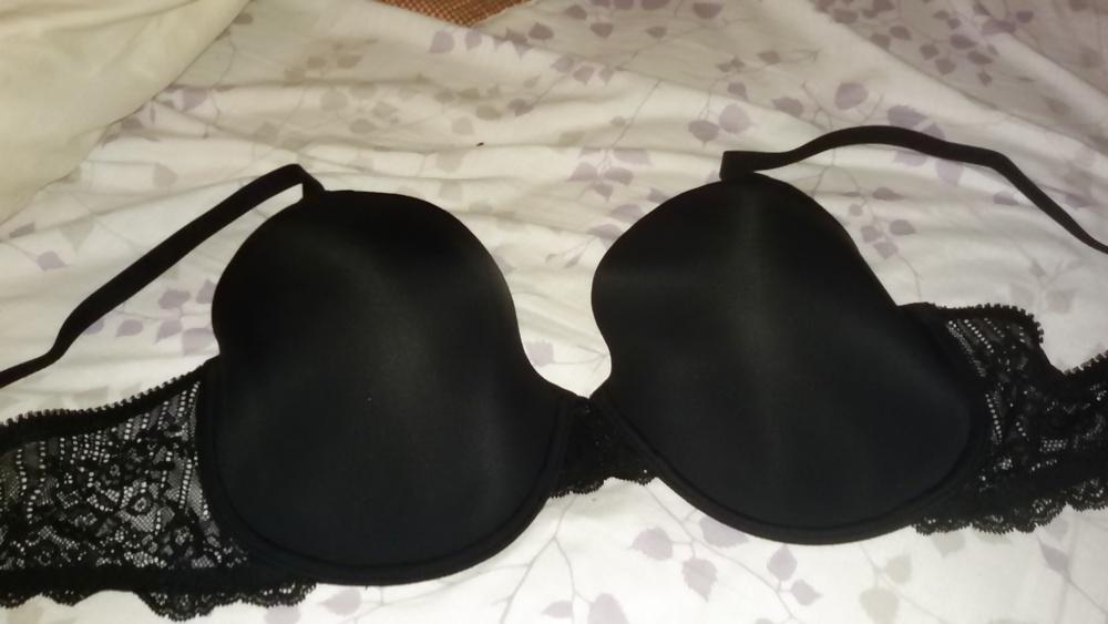 8P Neighbors black bra.