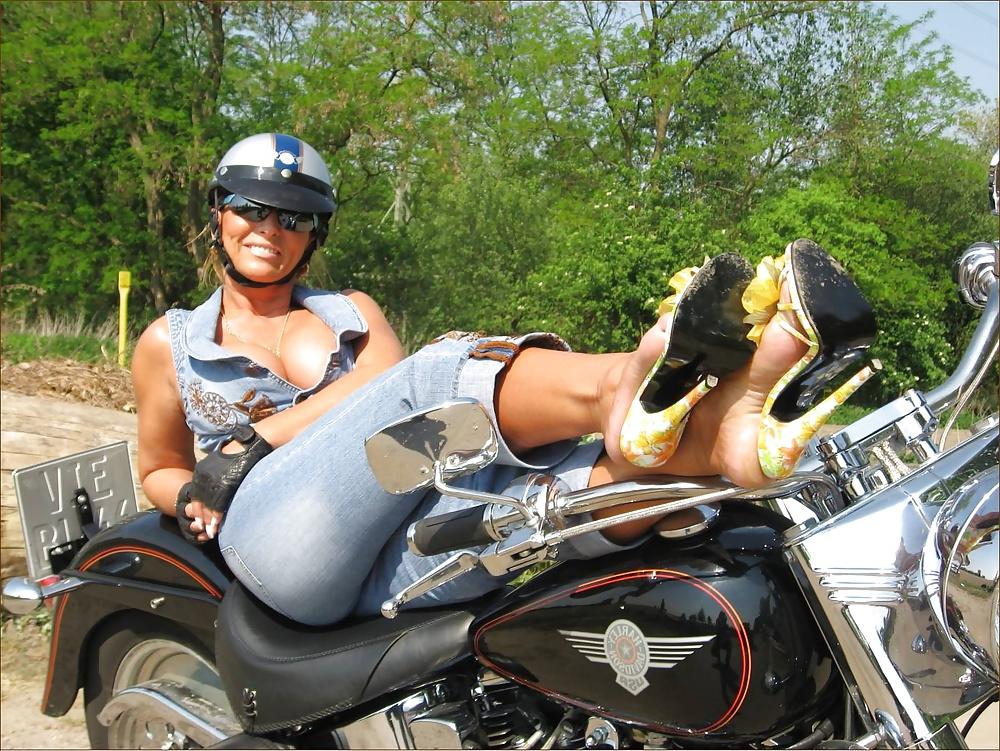 25P Lady Barbara - sexy biker in high heels