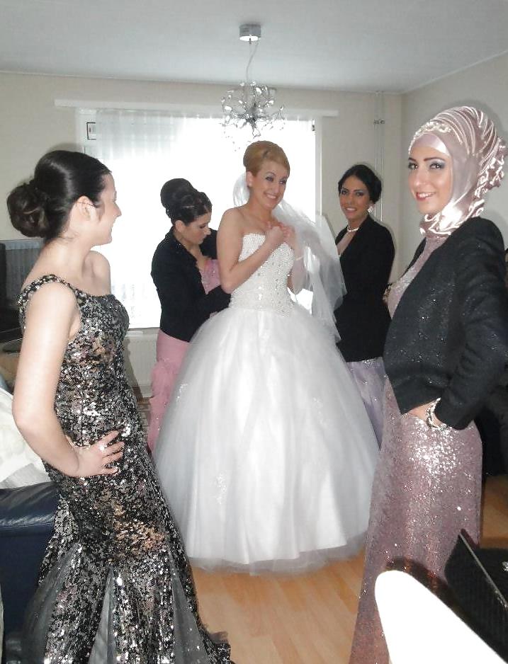 10P Turkish GangBang Brides