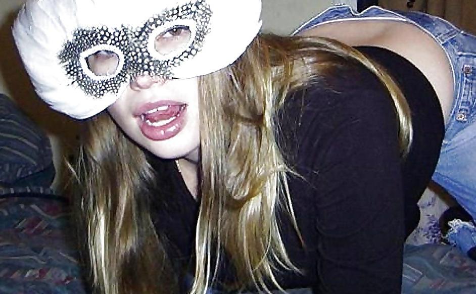 25P KEY - Masked women