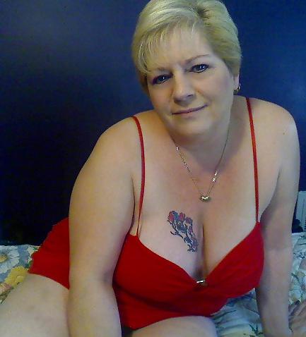 25P Renee - Angel face, mature hot as hell!!!
