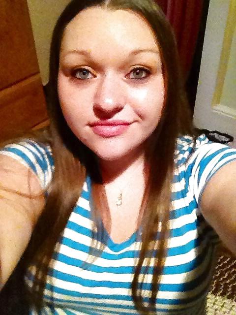 6P Brionna Fassett, pregnant hottie