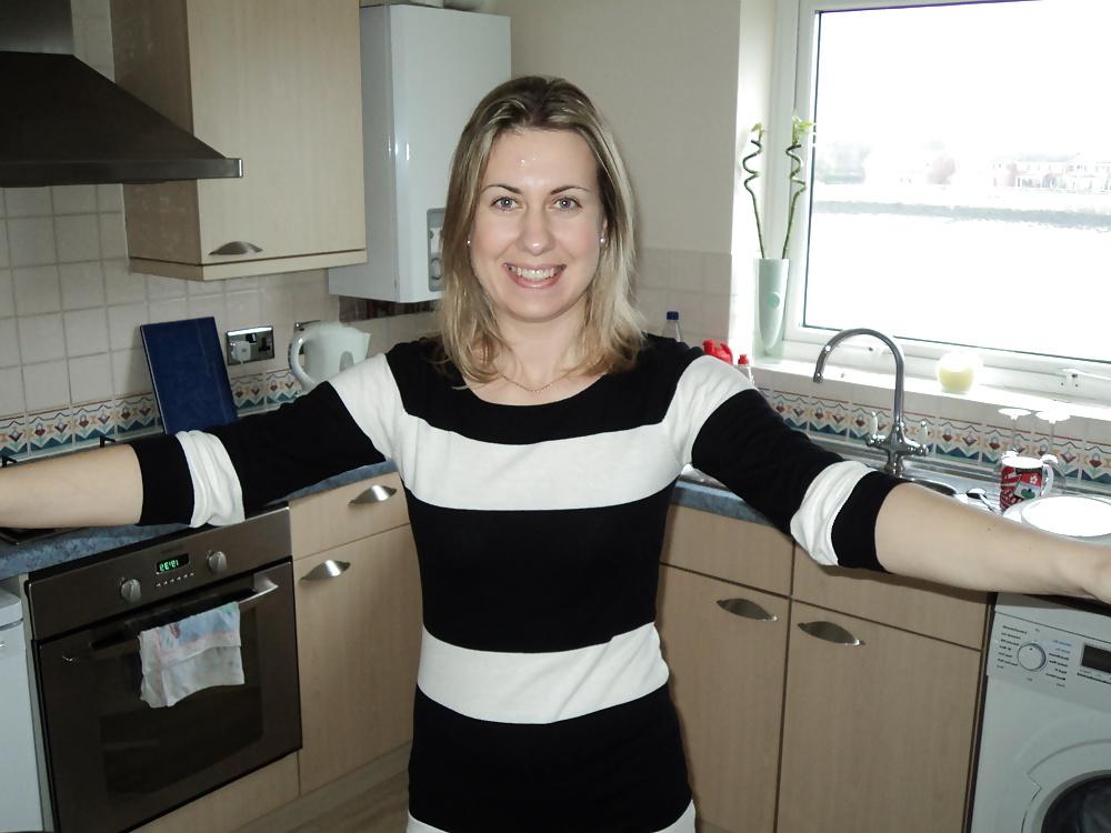 25P My horny cheating neighbour wife