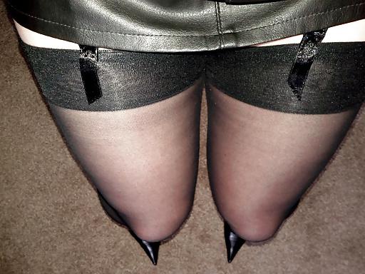 22P Nylon Tease