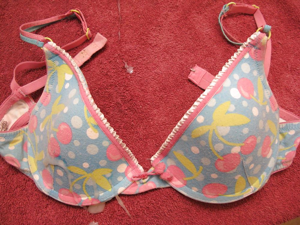 25P Bra Cum