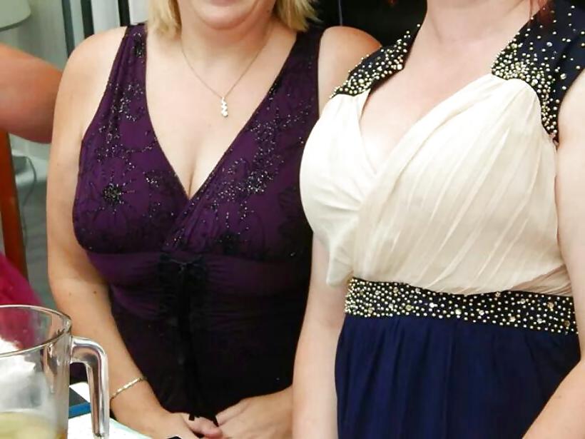 24P Cheating Bournemouth Slut, Lesley Flashing Me On KIK