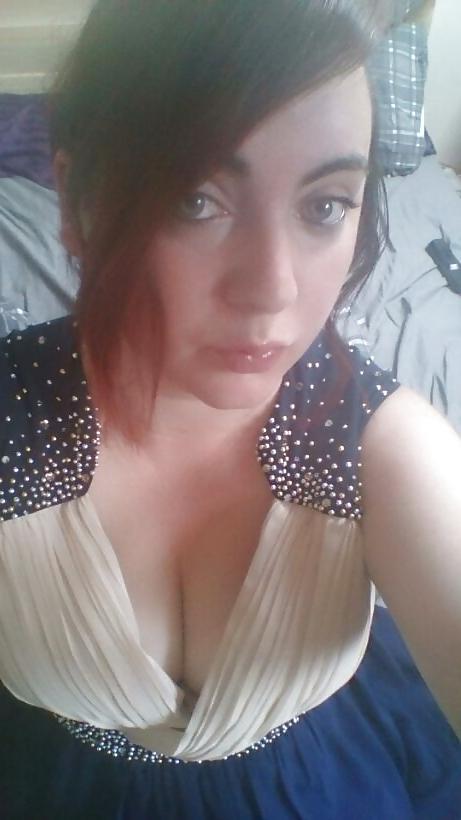 24P Cheating Bournemouth Slut, Lesley Flashing Me On KIK