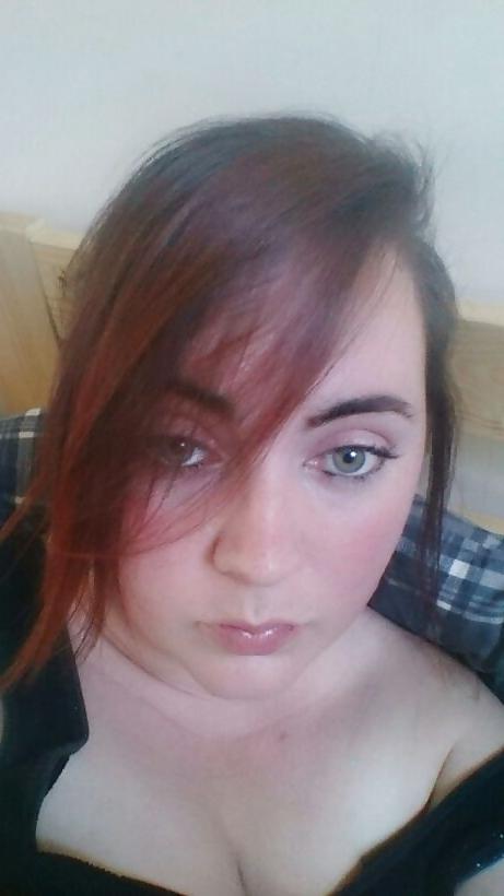 24P Cheating Bournemouth Slut, Lesley Flashing Me On KIK