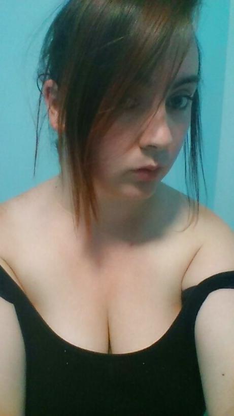 24P Cheating Bournemouth Slut, Lesley Flashing Me On KIK