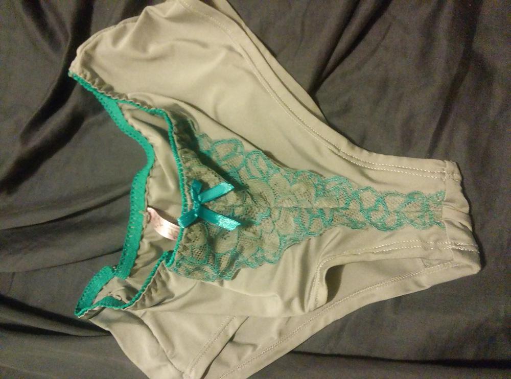 9P My wife's bra and panties