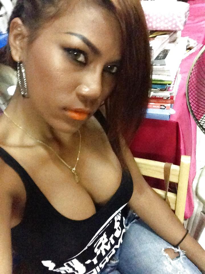 13P Thai girl private photos(Facebook)