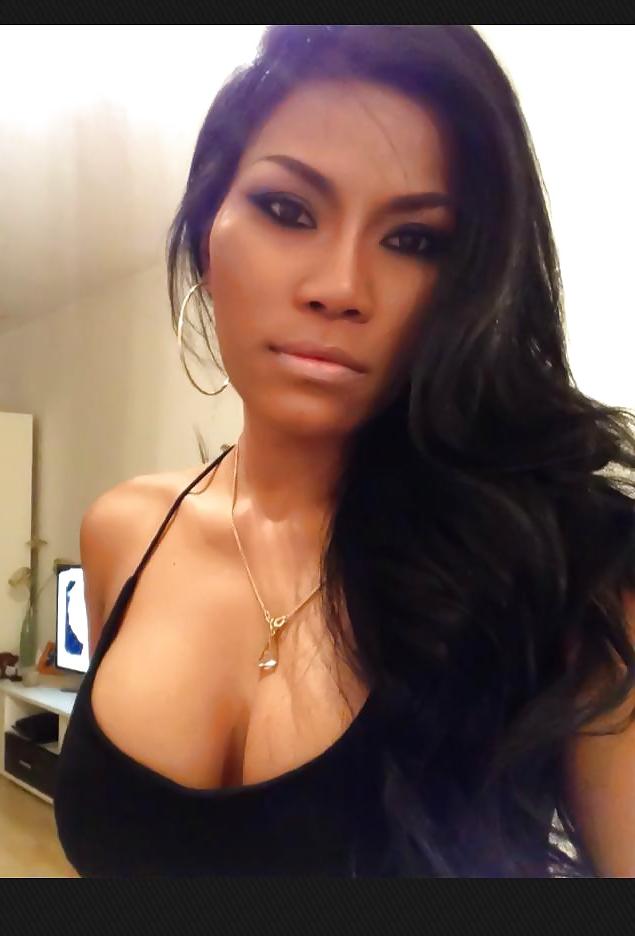 13P Thai girl private photos(Facebook)