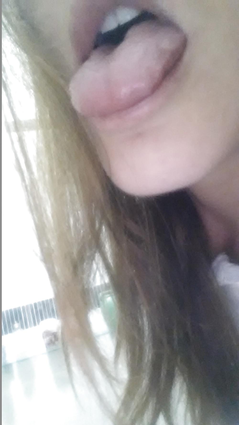 6P Cum on my tongue....mmm