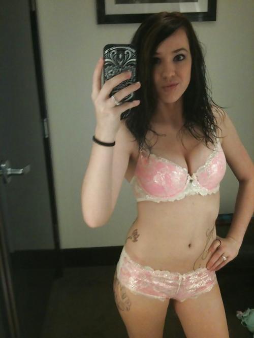 25P Dressing Room Hot Girls 4
