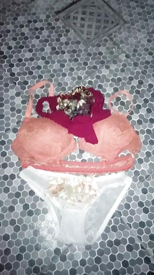 10P Cum on panties