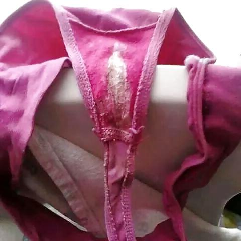 10P Cum on panties