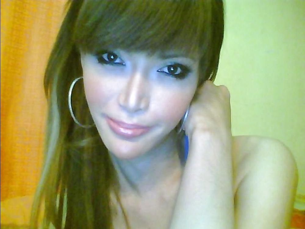 18P Pretty Shemale Denise
